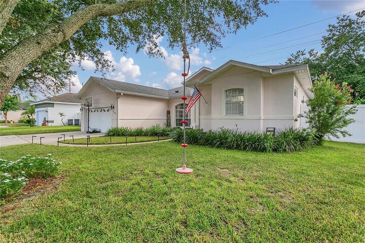 Property Photo: 1142 Kerwood Circle FL 32765