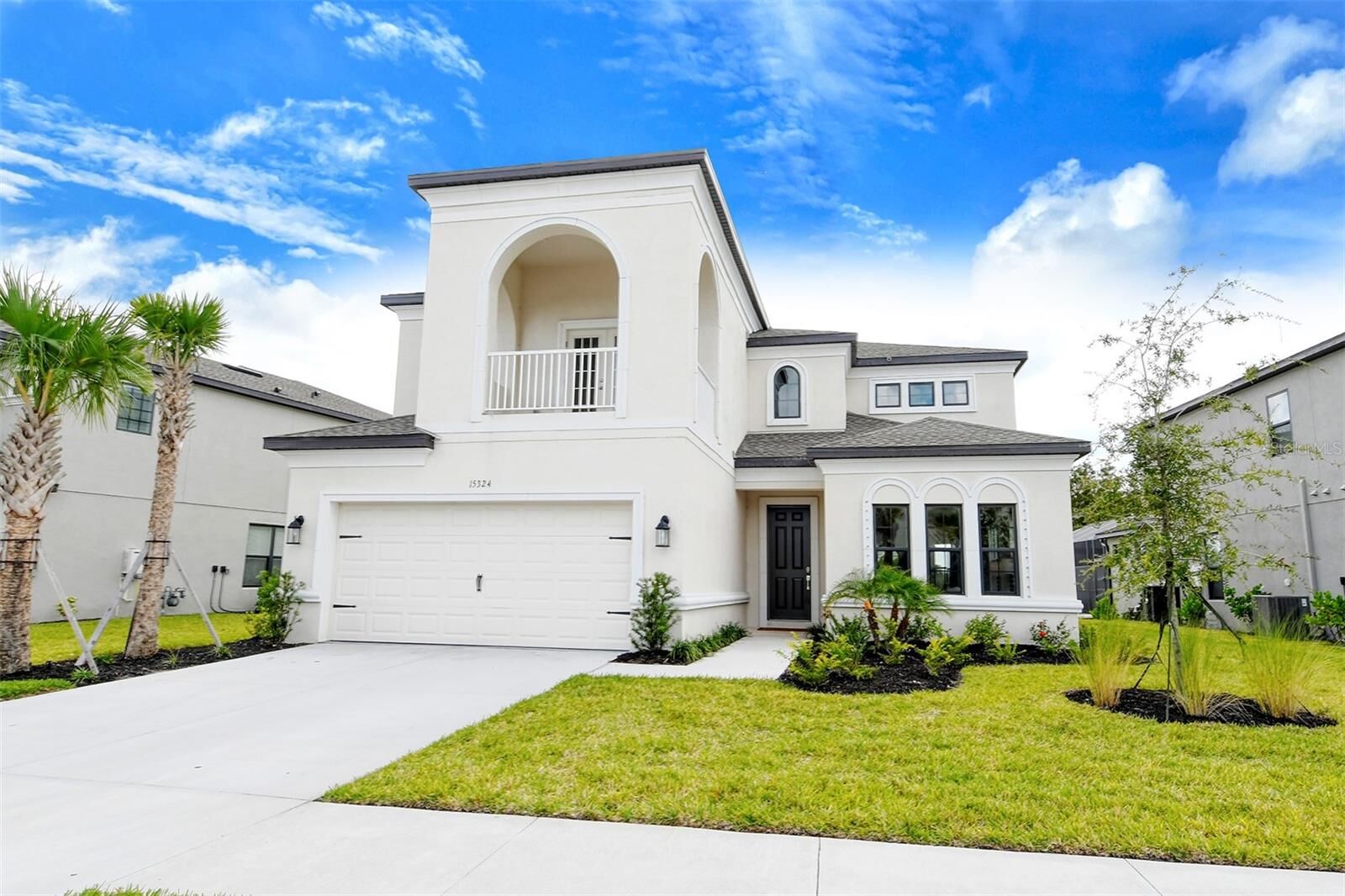 Property Photo:  15324 Shady Palms Lane  FL 34275 