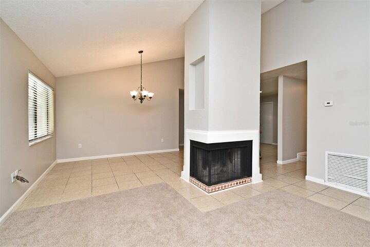 Property Photo: 512 Shane Circle FL 32708