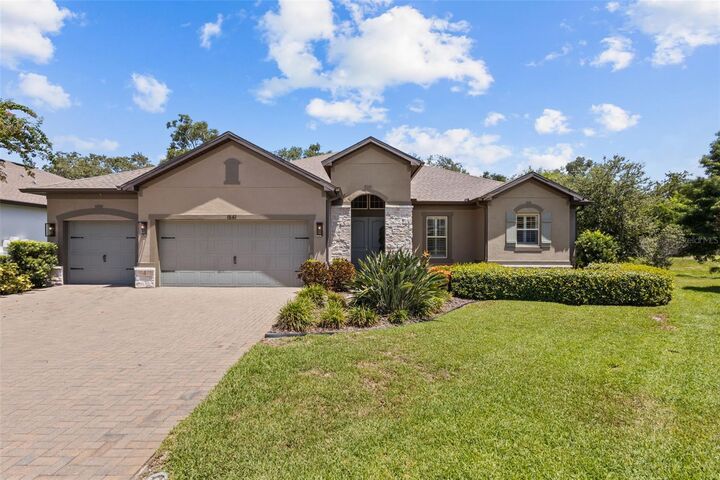 Property Photo:  1541 Forest Glen Court  FL 34683 