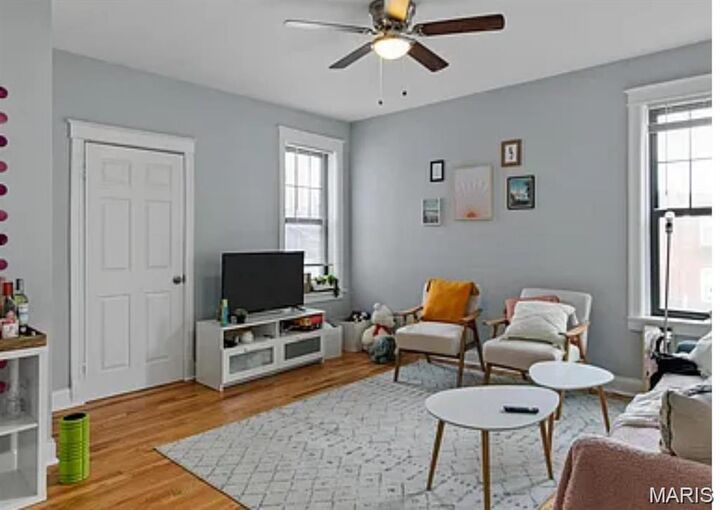Property Photo: 6274 Cates Avenue MO 63130
