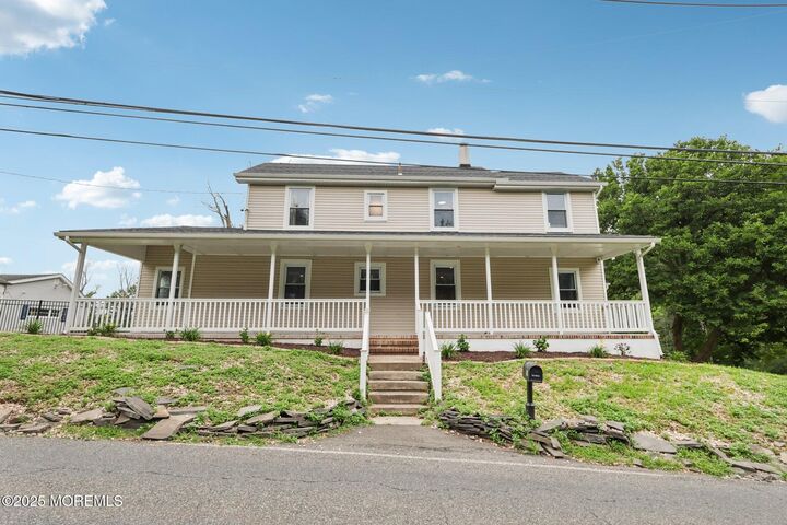 81 Titus Mill Road  Pennington NJ 08534 photo