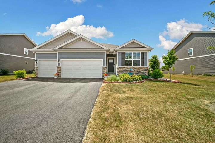 Property Photo:  16954 S Lucas Drive  IL 60586 