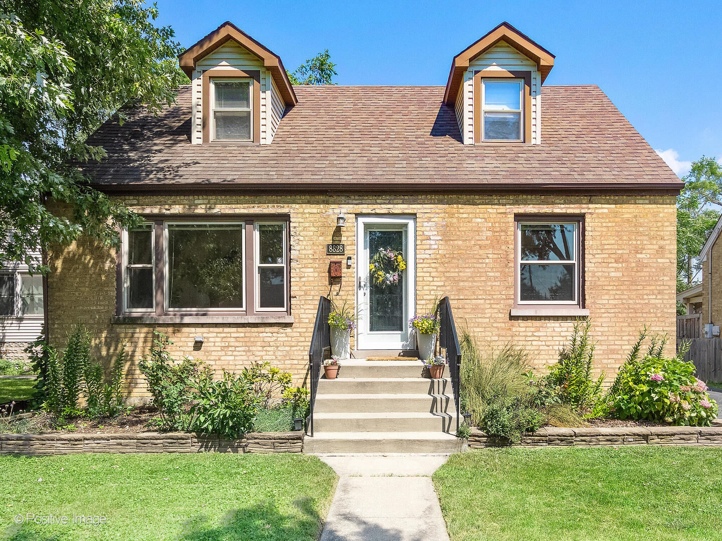 Property Photo:  8828 Burlington Avenue  IL 60513 