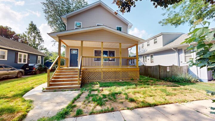 1421 Henry Avenue  Des Plaines IL 60016 photo