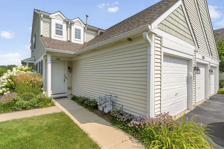 2503 Sheehan Drive 104  Naperville IL 60564 photo
