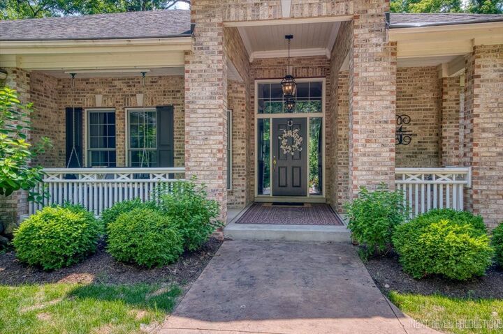 Property Photo:  15N022 Brier Hill Road  IL 60140 