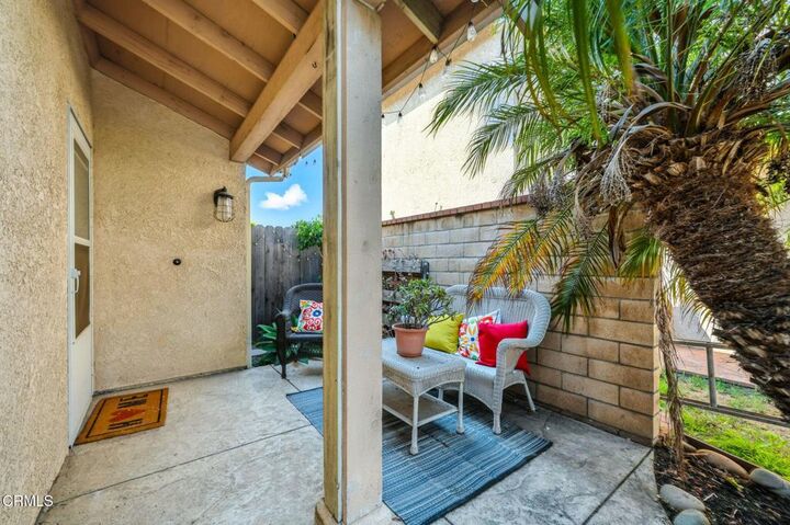 Property Photo:  10134 Carlyle Street  CA 93004 