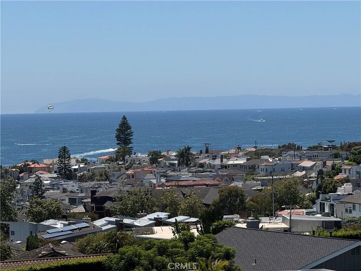 424 Mendoza Terrace  Corona Del Mar CA 92625 photo