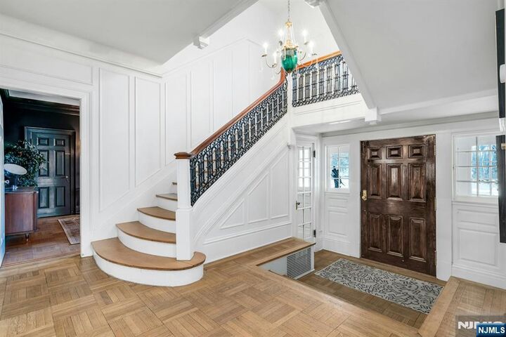 Property Photo:  60 Wildwood Avenue  NJ 07052 