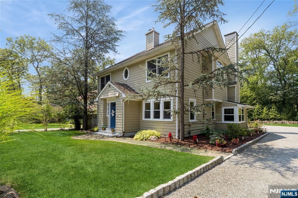 Property Photo:  24 Chestnut Street  NJ 07430 