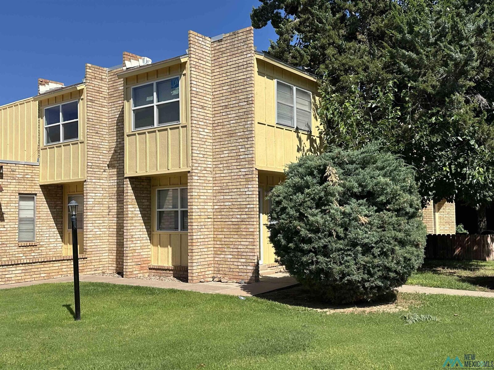 Property Photo:  717 Laurelwood #B Drive  NM 88101 