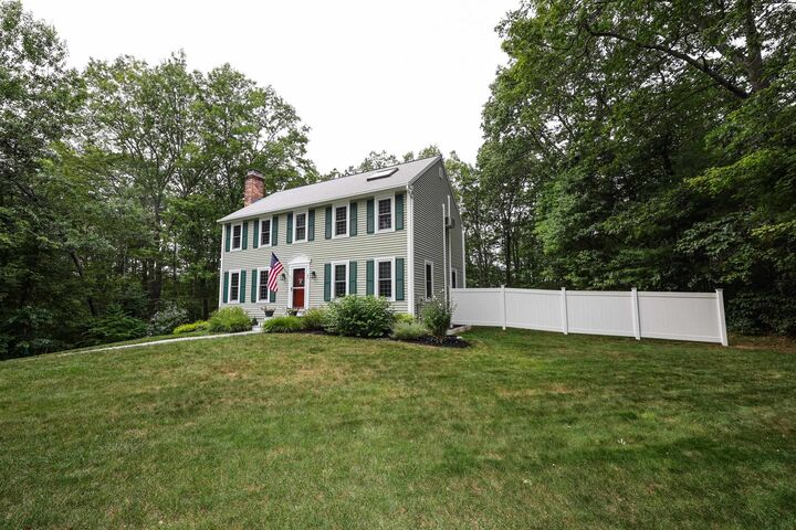 Property Photo: 20 Paul Avenue NH 03038