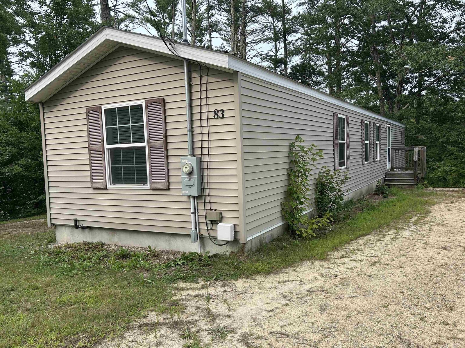 Property Photo:  83 Long Shores Drive  NH 03825 