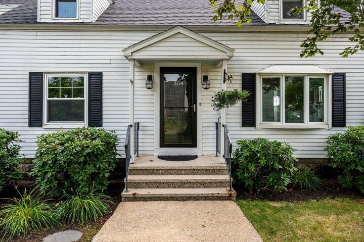 Property Photo: 354 Dover Point Road NH 03820