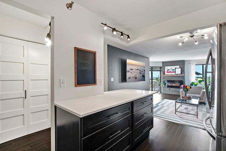 Property Photo:  78 10th Street E 2004  MN 55101 