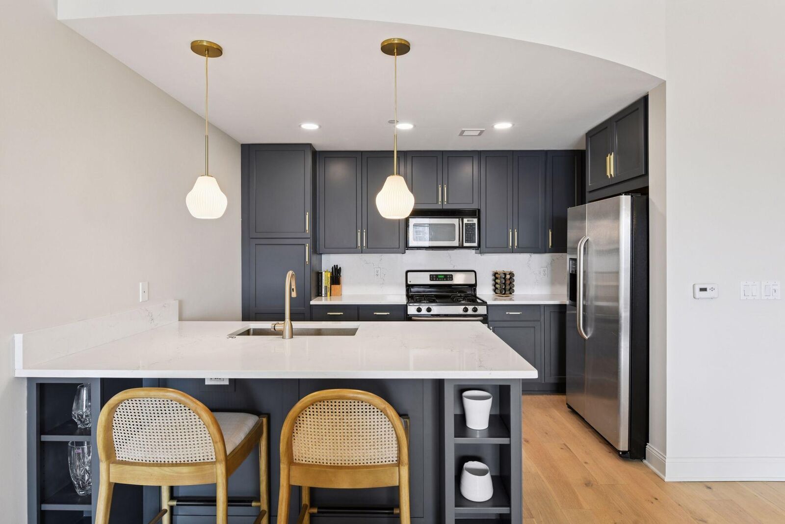 Property Photo:  100 3rd Avenue S 1001  MN 55401 