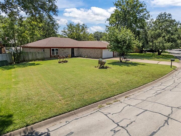 1002 Canton Road  Cleburne TX 76033 photo