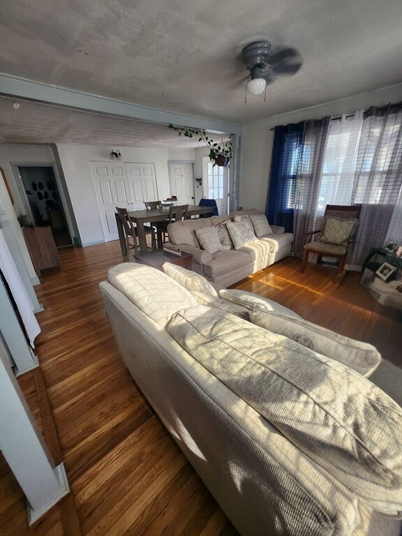 Property Photo:  196 School St  MA 01854 