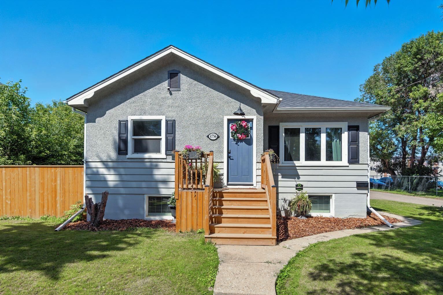 Property Photo: 4756 54 Street AB T4N 2G3