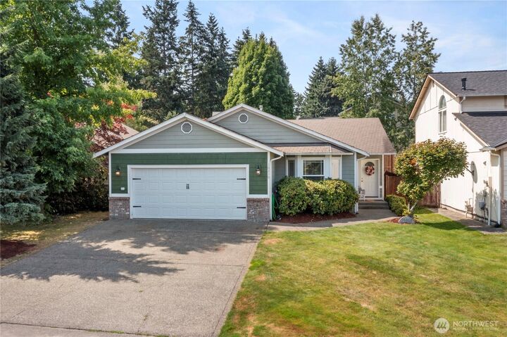 Property Photo: 16210 87th Avenue E WA 98375