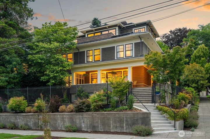 1800  Federal Avenue E  Seattle WA 98102 photo