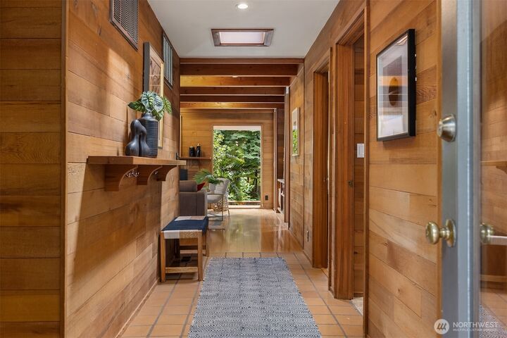 Property Photo:  10871  Manitou Beach Drive NE  WA 98110 