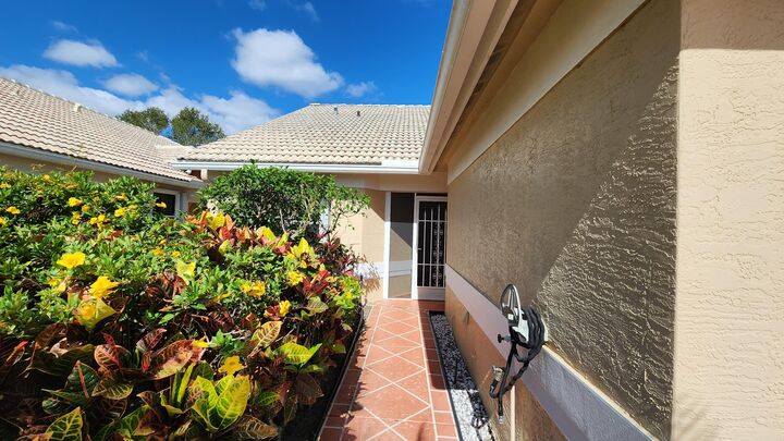 Property Photo: 12934 Hampton Lakes Circle FL 33436