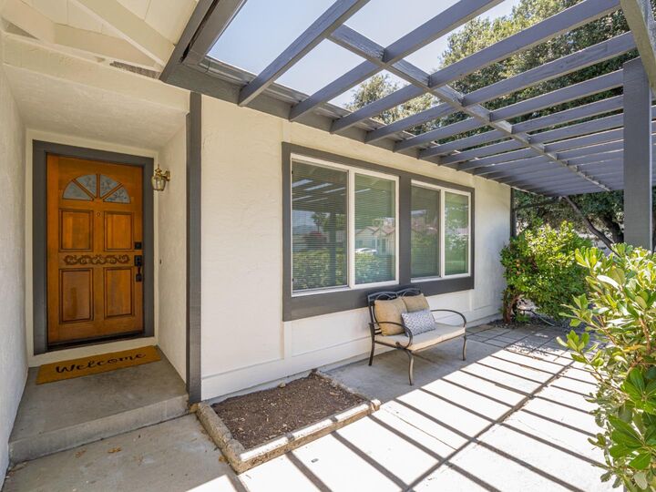 Property Photo: 6055 Larchmont Court CA 95123