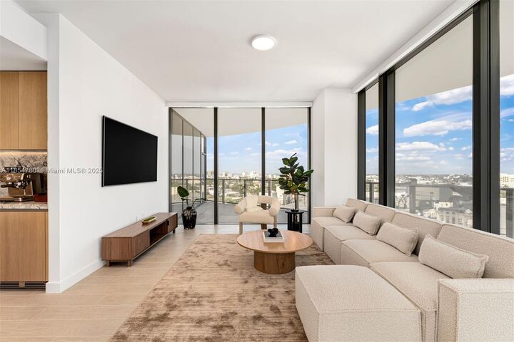 Property Photo: 500 Alton Rd 1201 FL 33139