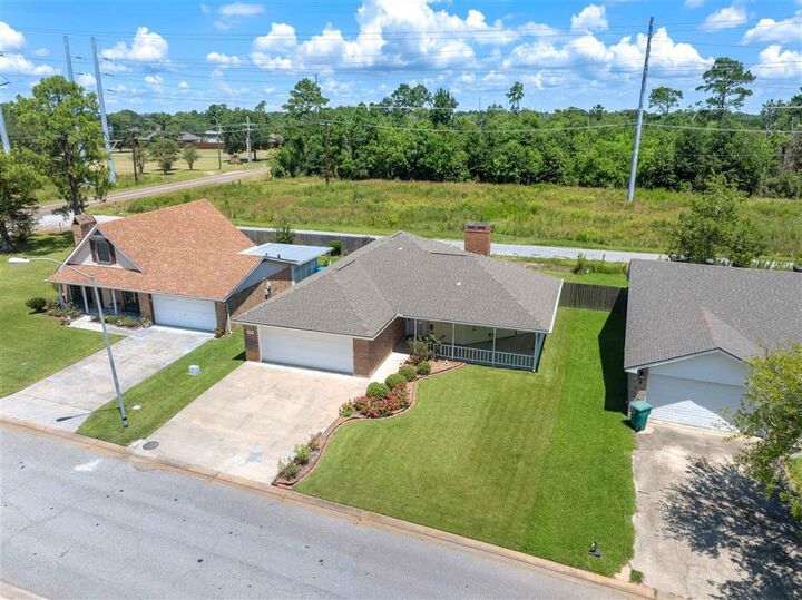 Property Photo: 1094 Spanish Mission Trail LA 70605