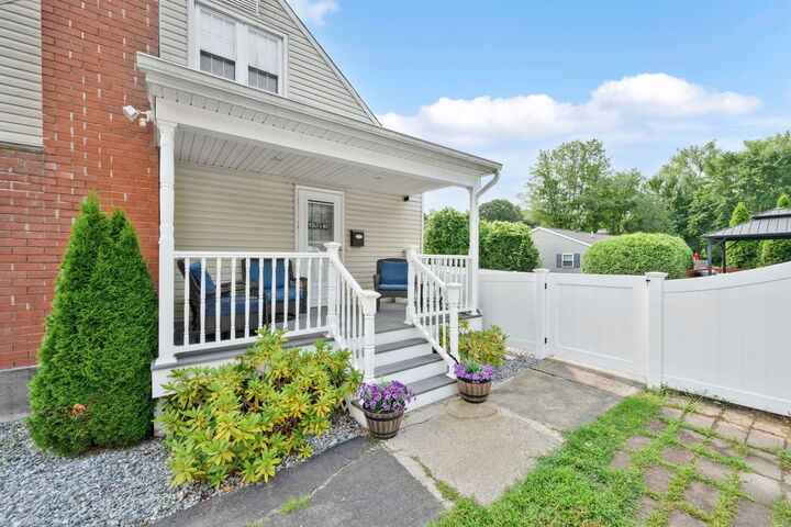 Property Photo:  1 Cynthia Circle  CT 06082 