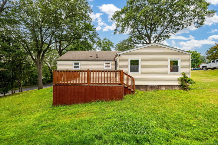 Property Photo: 173 Timber Trail CT 06109