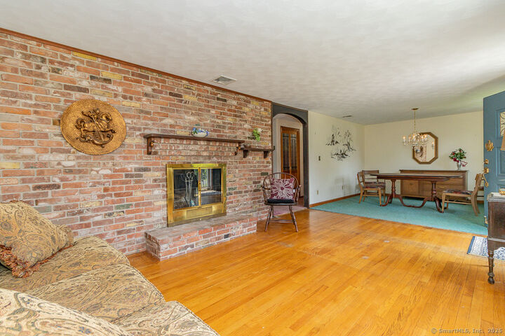 Property Photo: 153 Longview Drive CT 06037