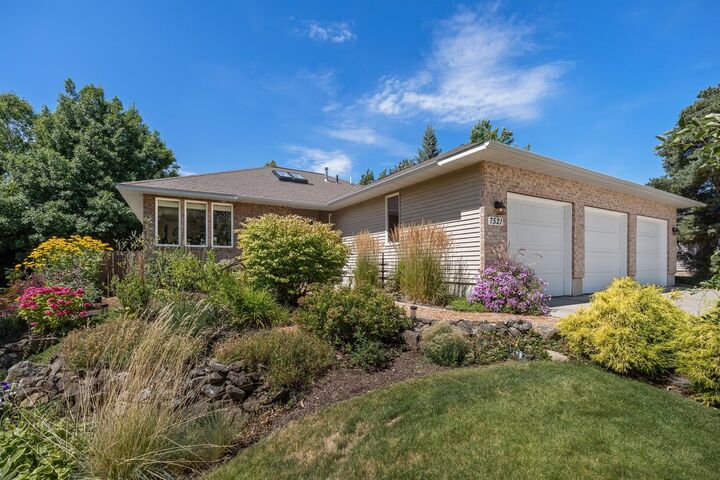 Property Photo: 7521 N F St WA 99208
