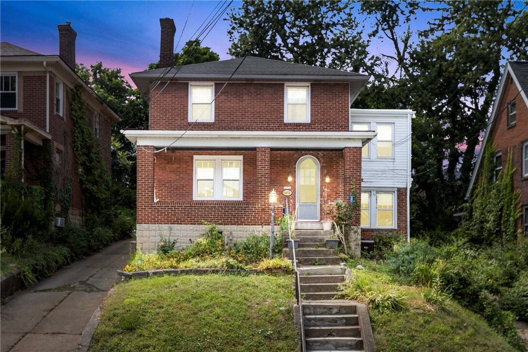 Property Photo:  1818 Fallowfield Ave  PA 15216 