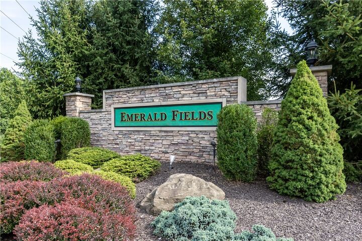 Property Photo: 117 Minnock Dr PA 16046