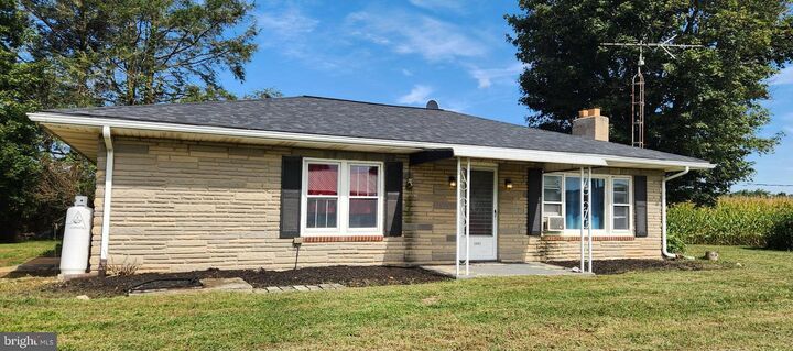 Property Photo:  1081 Bridgeton Road  PA 17302 