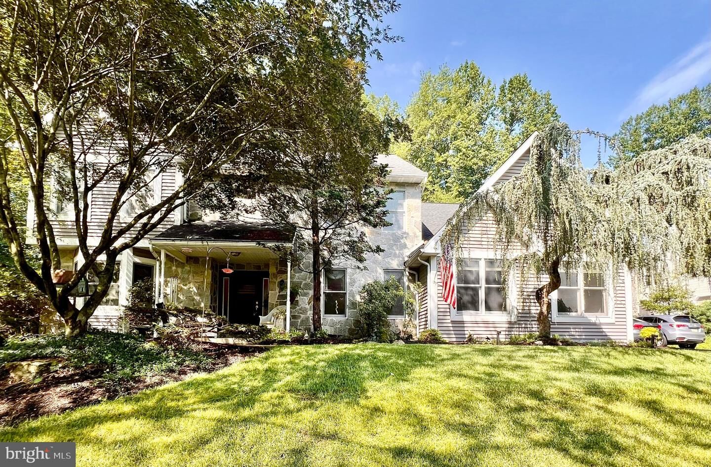 Property Photo: 3 Royal Court PA 19607