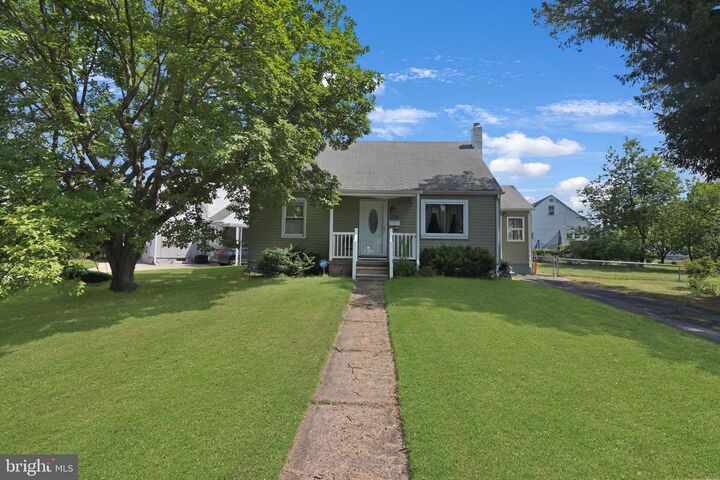 220 Jeremiah  Hamilton NJ 08610 photo