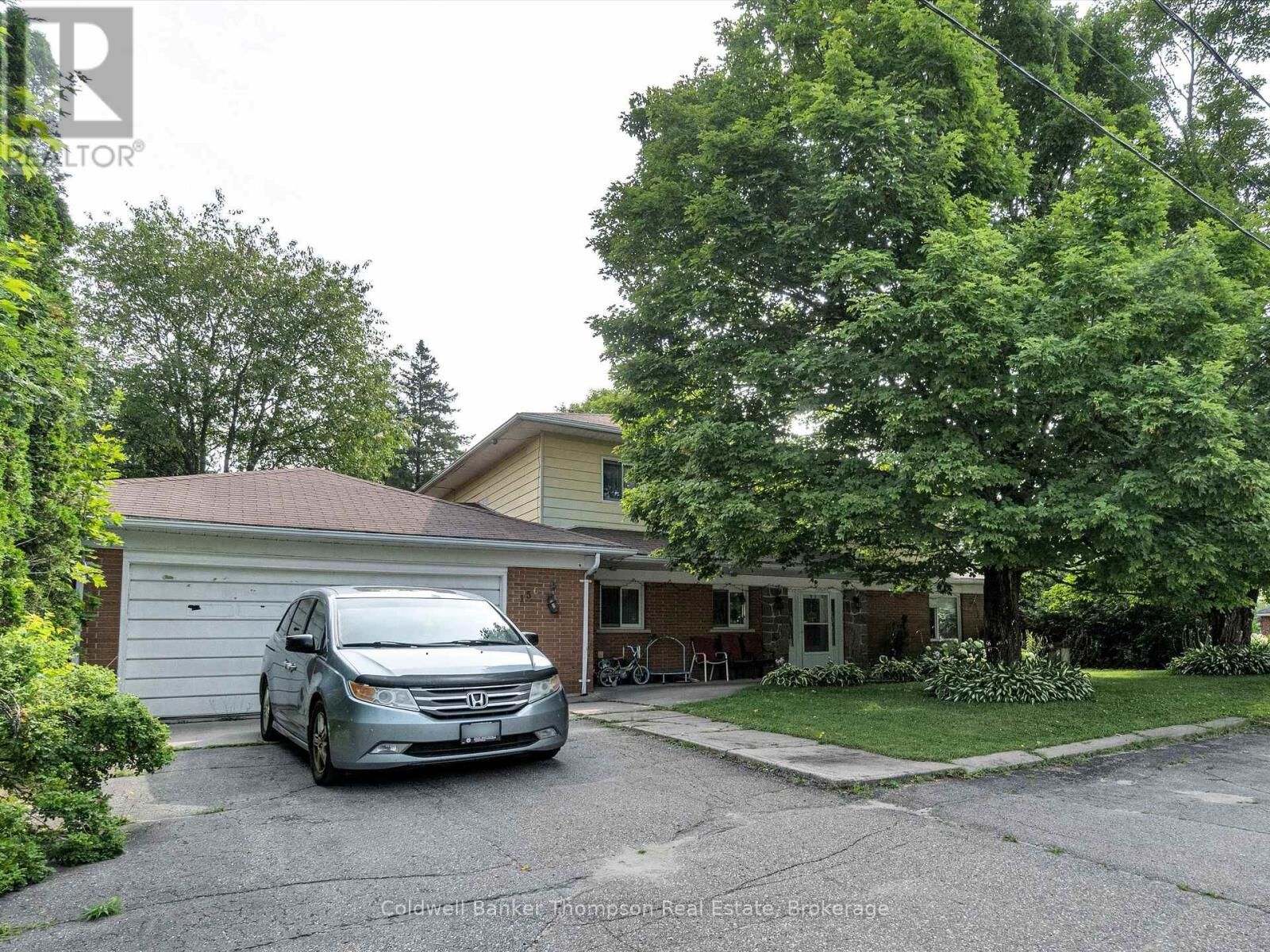 Property Photo:  156 Centre Street  ON P0A 1C0 