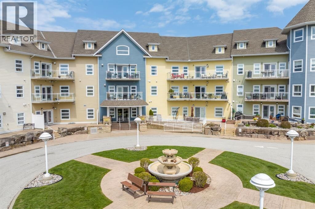 Property Photo:  1550 Venetian Boulevard 310  ON N7T 0A4 