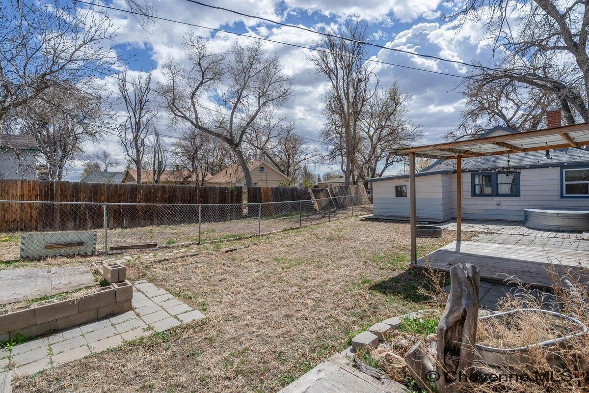 Property Photo:  1010 E 8th St  WY 82001 