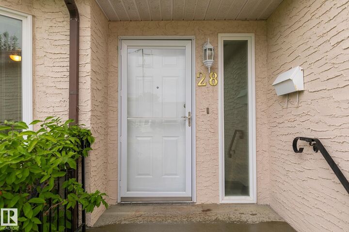 Property Photo: 28 Sunrise Village AB T7Z 1L2
