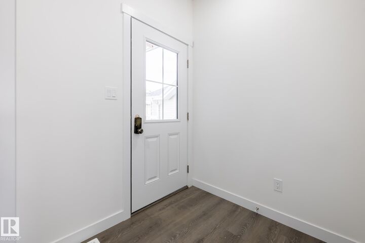 Property Photo:  25 Renwyck Place  AB T7X 3G5 