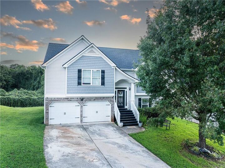 Property Photo: 7095 Littlebrook Way GA 30134