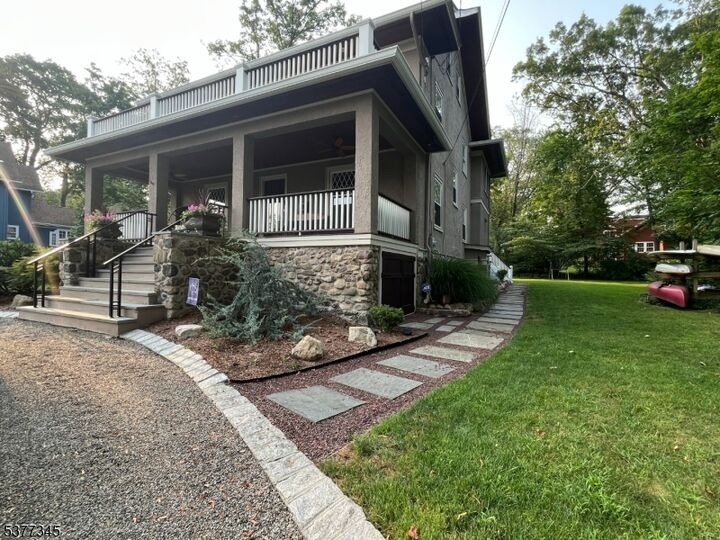 Property Photo:  6 Larchdell Way  NJ 07046 
