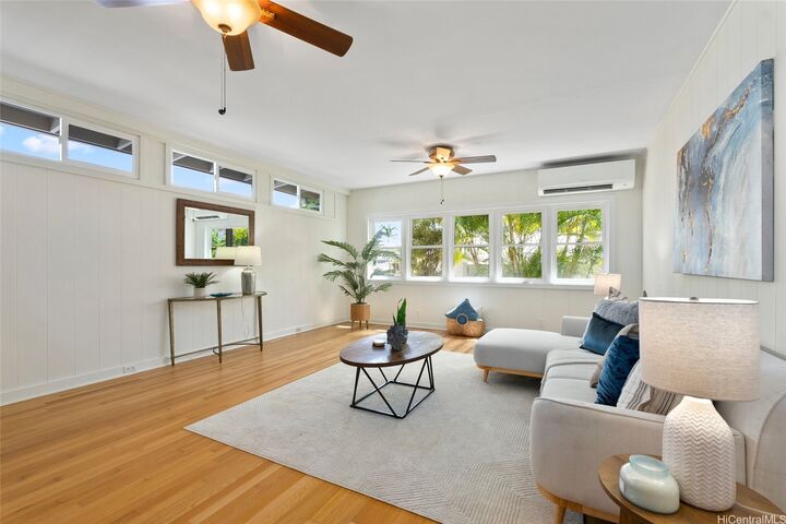 734 Kaipii Street  Kailua HI 96734 photo