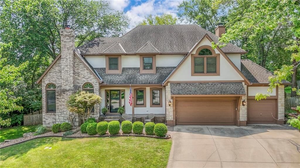 Property Photo:  248 SW Winterpark Circle  MO 64081 