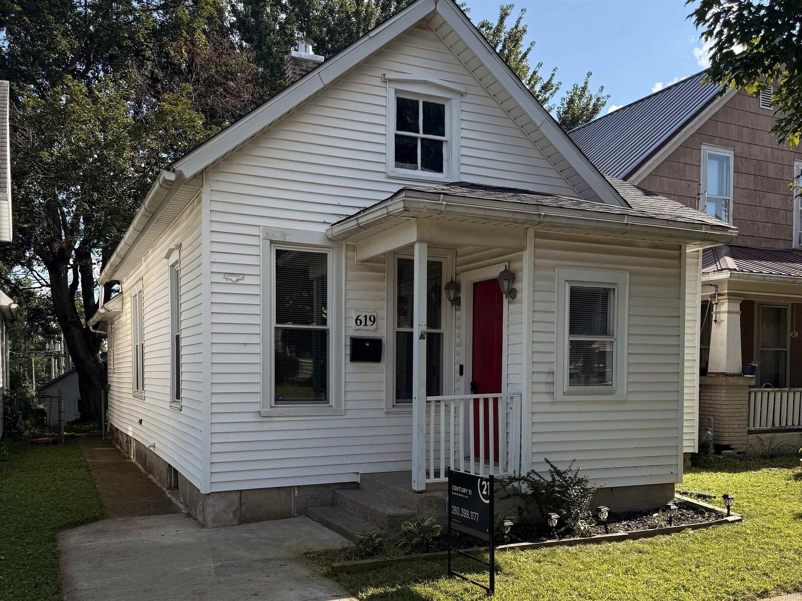 Property Photo:  619 Huffman Street  IN 46808 